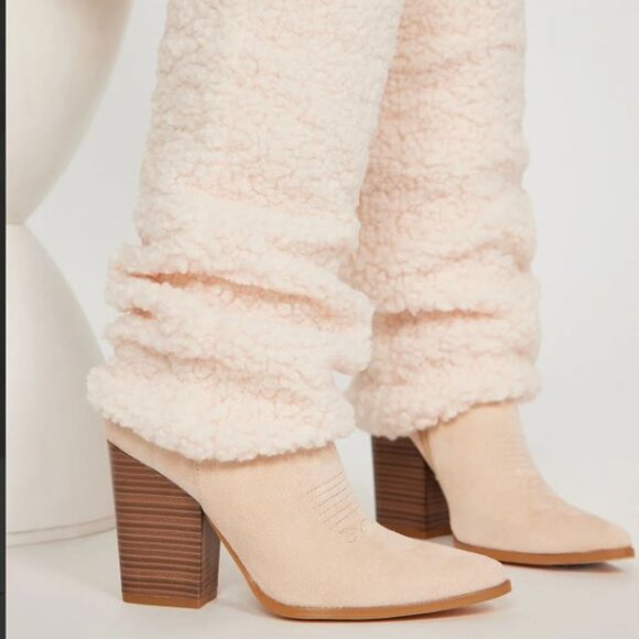 Shoes - BRAND NEW | SHERPA Knee High Boots - Cream